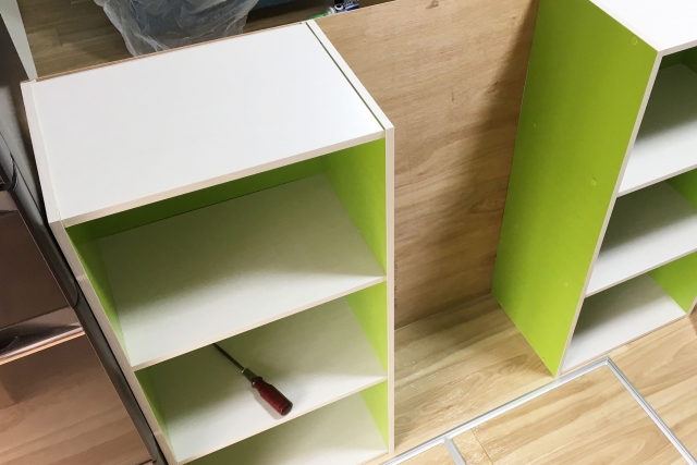 気づけば増えてる「とりあえず家具」。カラーボックスの落とし穴と、最強の適材適所